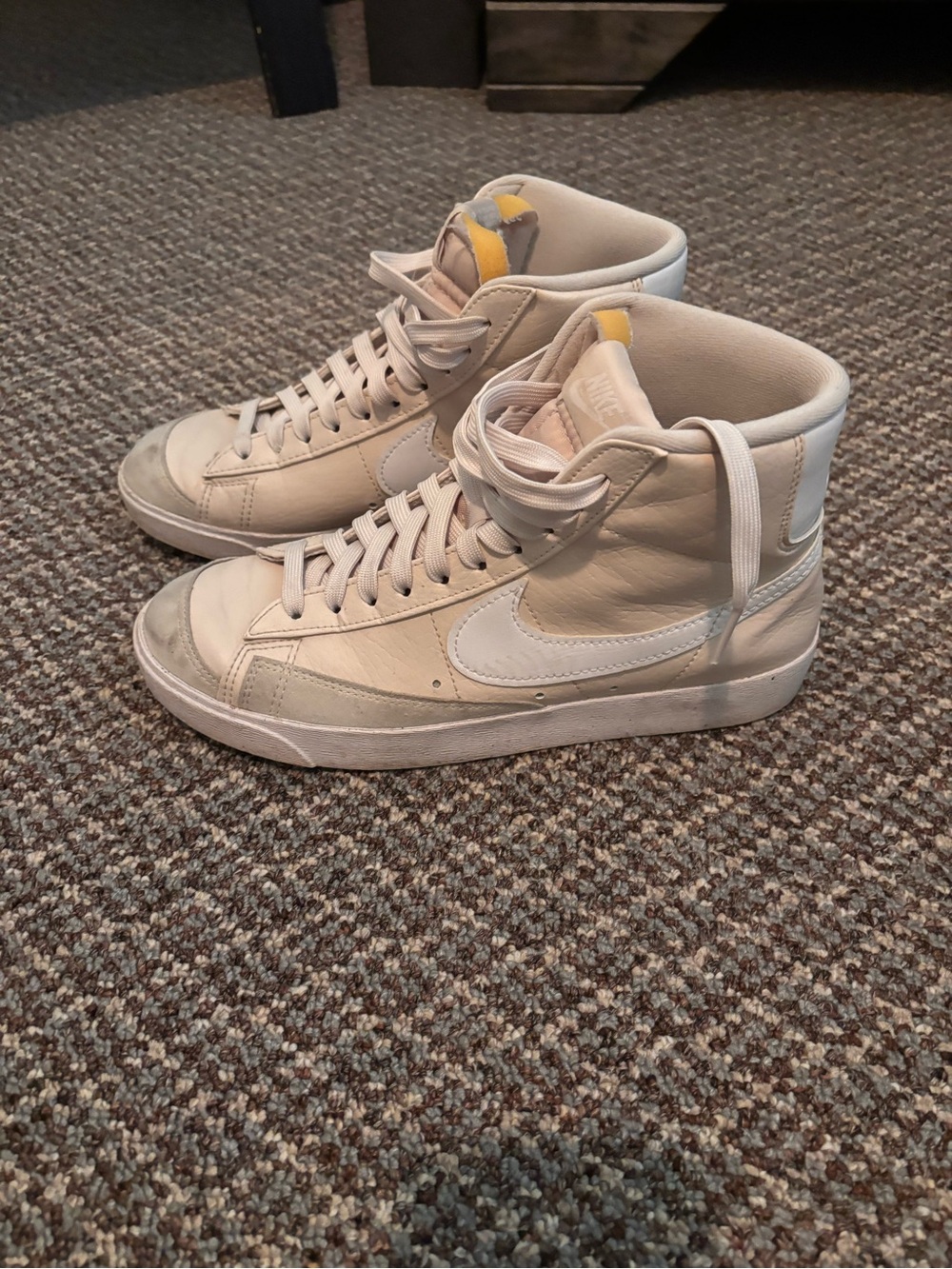 Nike Blazer Mid High Top - Cream with Yellow Tongue Accents